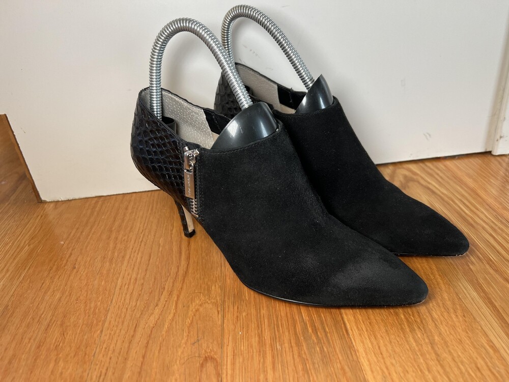 Michael Kors Shoes Womens Size 6.5 Black Suede Snake Ankle Booties Zip